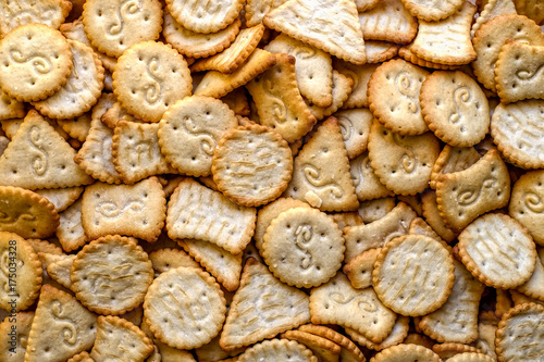 Small salted biscuits