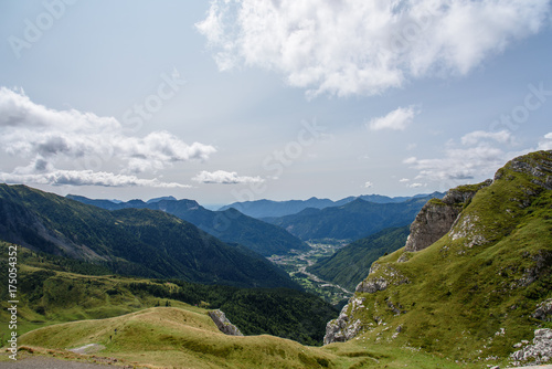 Mountain views. Between huts and nature