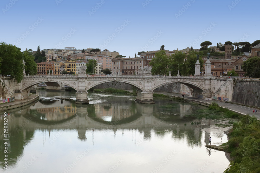 Roma - ponte sul Tevere