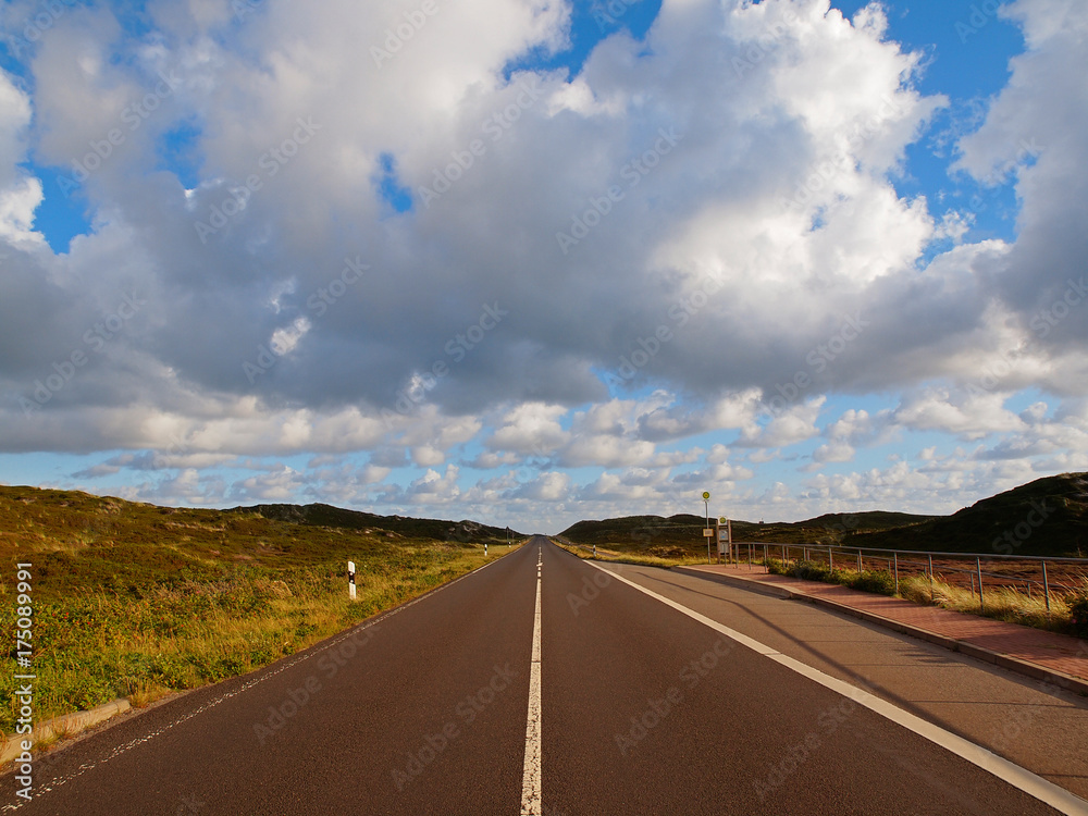 Fahrbahn auf Sylt - Deutschland