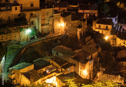 Fototapeta Naklejka Na Ścianę i Meble -  Night Stilo village, Calabria, Italy.