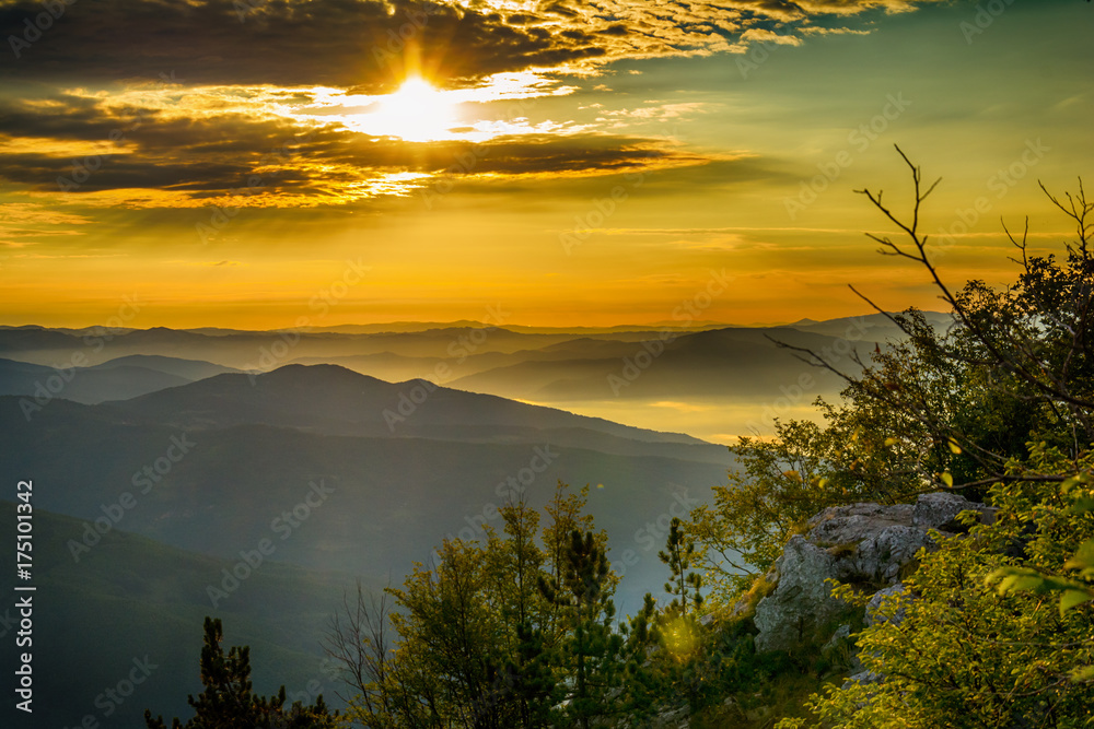 Fototapeta premium Colorful summer sunrise in the Tara mountains