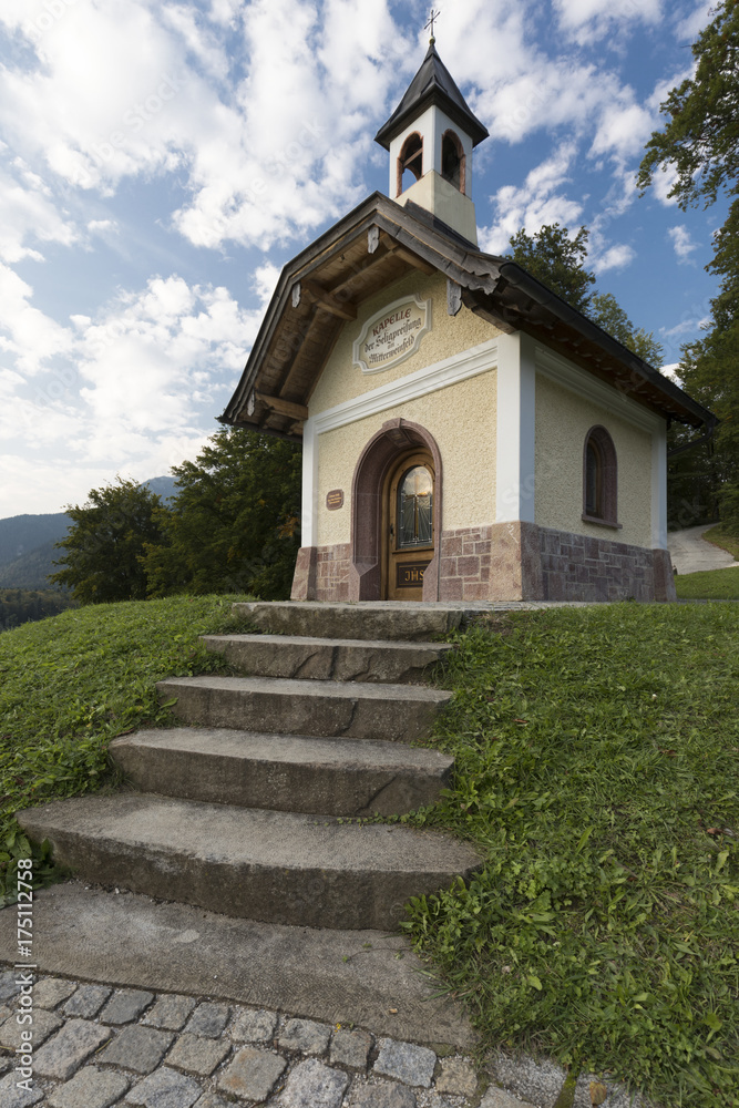 Fototapeta premium Lockstein Kapelle in Berchtesgaden