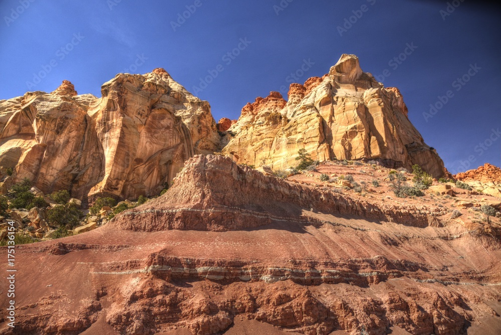 The Crown Along the Burr trail in the Grand Staircase The Crown Along the Burr trail in the Grand Staircase