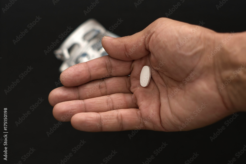 Fototapeta premium Take a pill 06