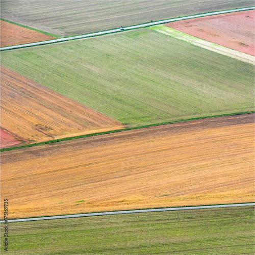 Photo aérienne de champs près de Chartres en Eure-et-Loir en France