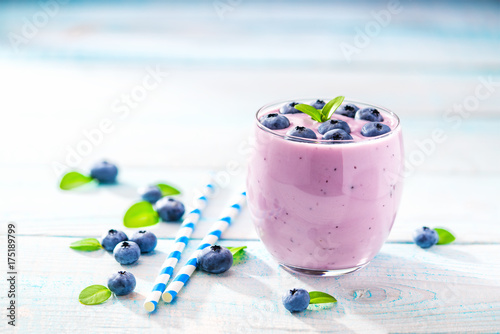 Organic smoothie with blueberries