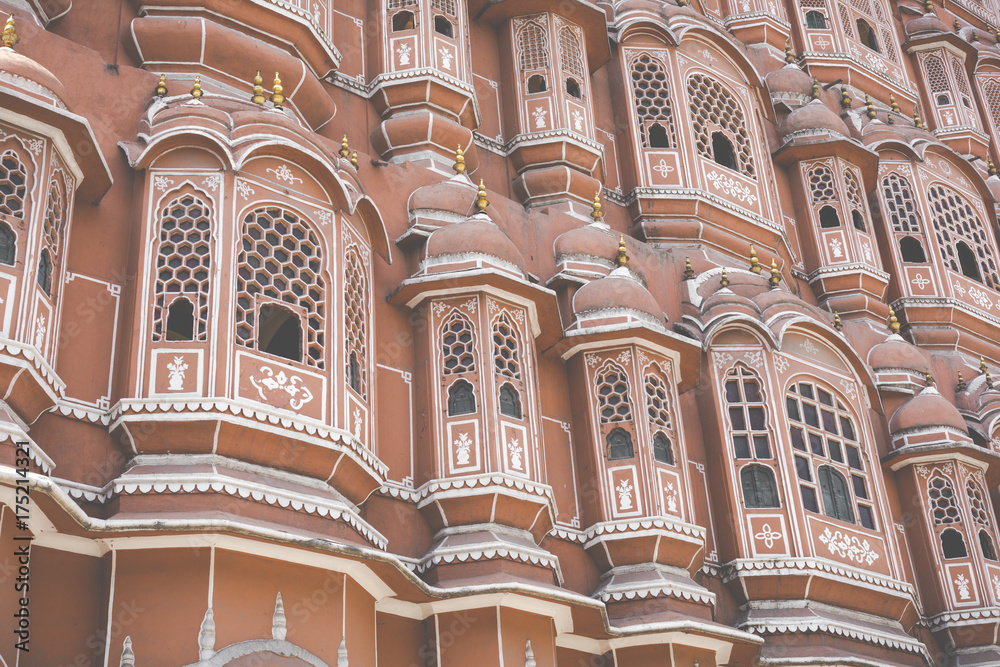Hawa Mahal palace (Palace of the Winds) in Jaipur, Rajasthan