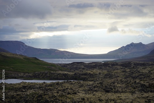 Landschaft auf der Snaefellsnes Halbinsel im Westen Islands  © tina7si