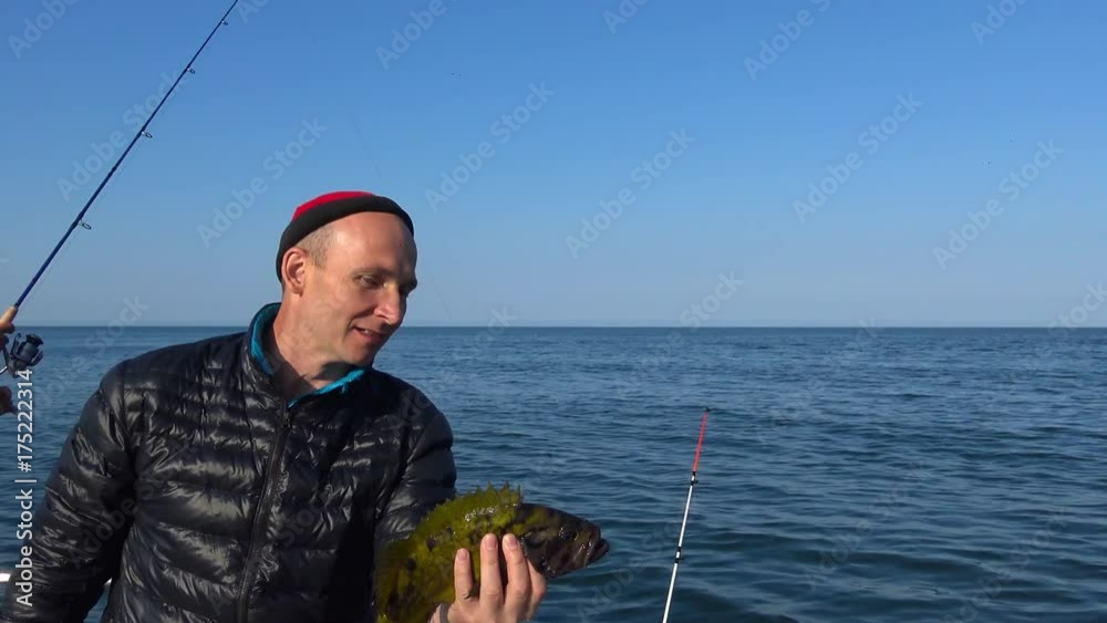 Морское сафари путешествие вдоль полуострова Камчатка. Удачная рыбалка. Морское сафари путешествие вдоль полуострова Камчатка. Удачная рыбалка.