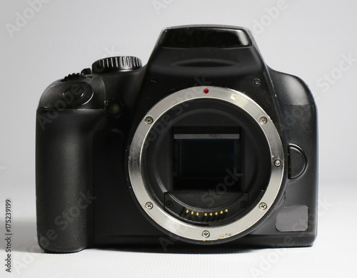 Digital reflex camera, only body 2
