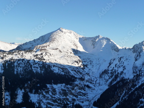 Alpen  Tirol  Alpbach  Alpbachtal  Winter  Schnee  Ski Fahren  Winterwald  Wald  B  ume  Panorama