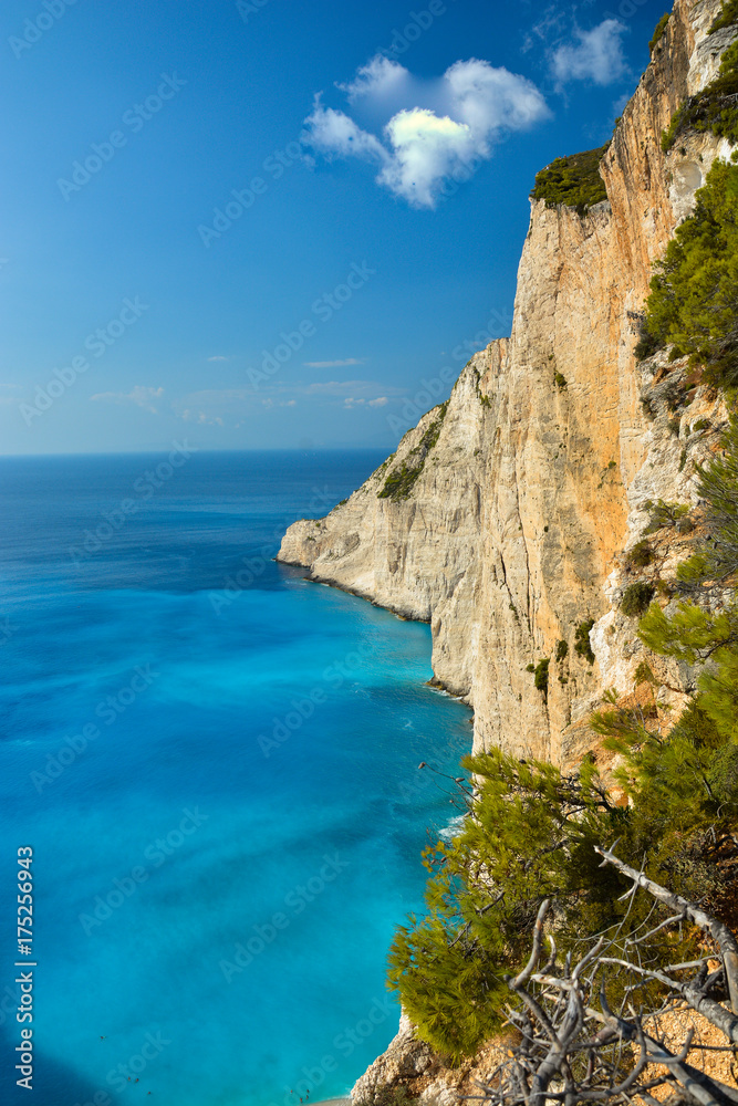 Agua azulada Grecia