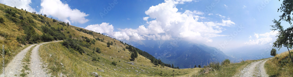Fototapeta premium Valley of Susa