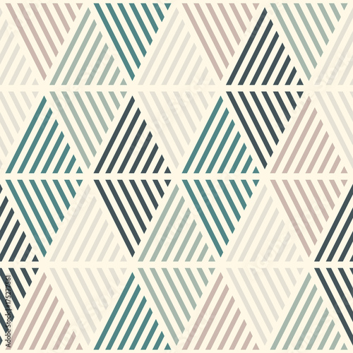 Seamless pattern with hatched diamonds. Argyle wallpaper. Rhombuses and lozenges motif. Repeated geometric figures