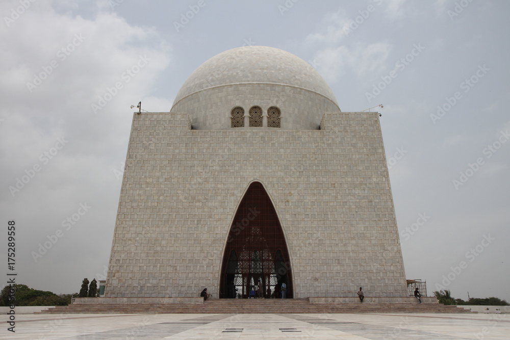 Fototapeta premium Jinnah Mausoleum in Karachi, SIndh, Pakistan