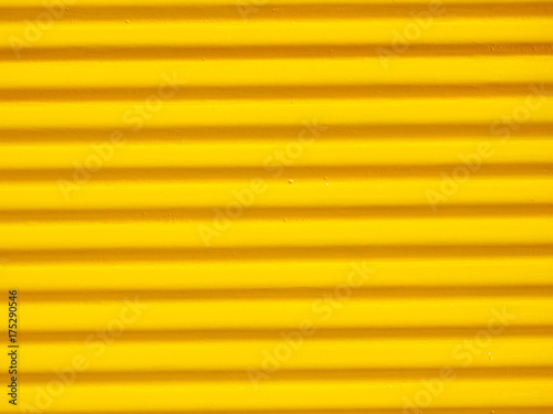 Zinc plate yellow
