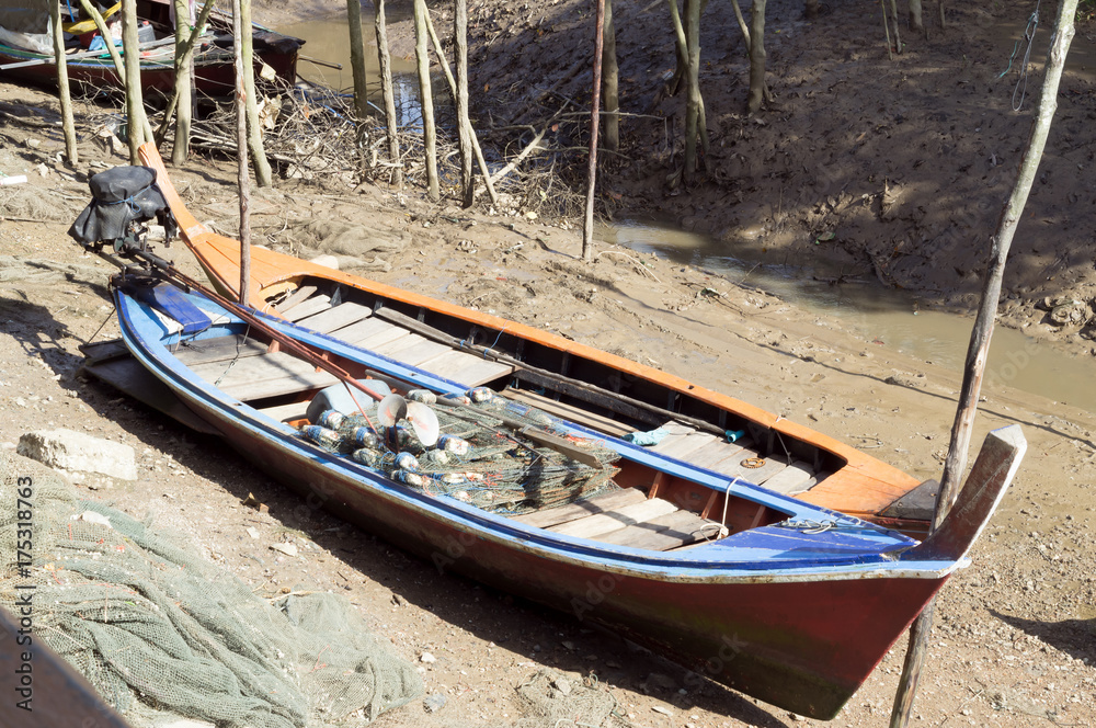 Fototapeta premium Boats at harbour