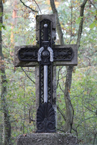 krzyż nieznanego żołnierza 