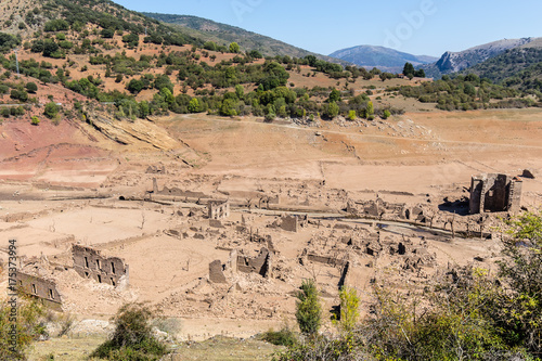 Ancient village engulfed in Mansilla de la Sierra, Spain, reappearing due to the persistent drought