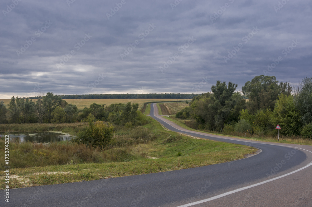 Fototapeta premium Bend of a highway