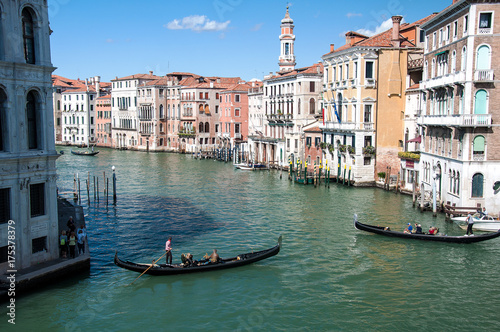 Venice Rialto bridge