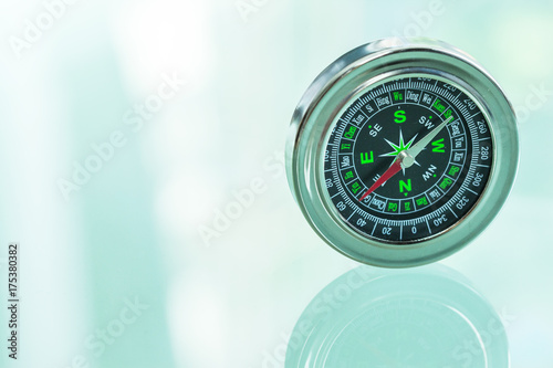 Obraz na płótnie Metal Compass
