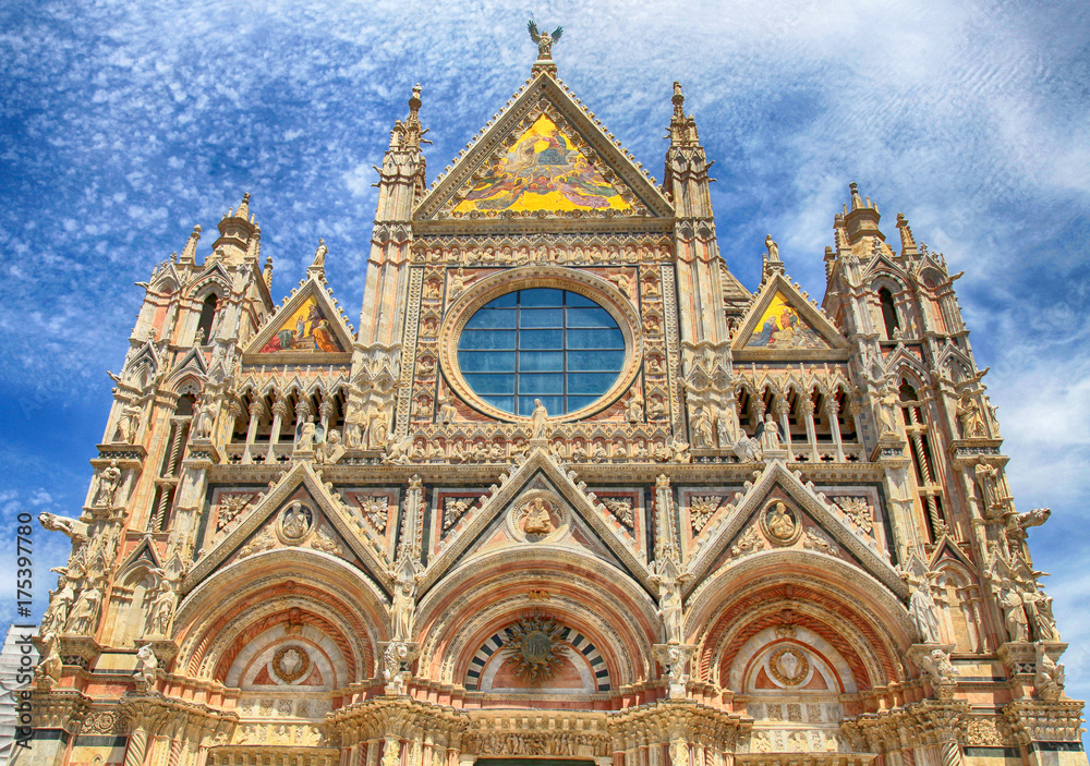Facade of Siena Cathedral (Duomo di Santa Maria Assunta), Siena, Italy