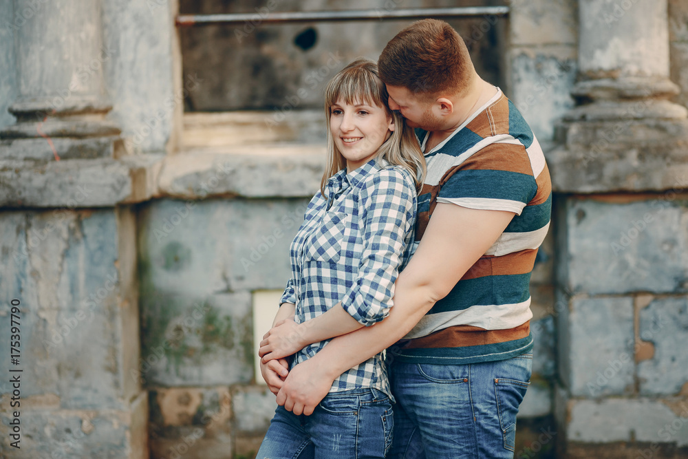 couple in city