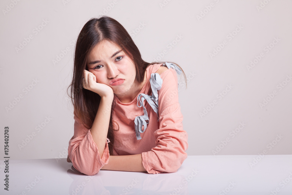 Asian girl is getting bore. Asian girl is getting bore.