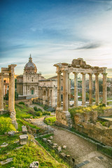 Papier peint photo Rome Ruines du Forum Romain au lever du soleil  © hin255
