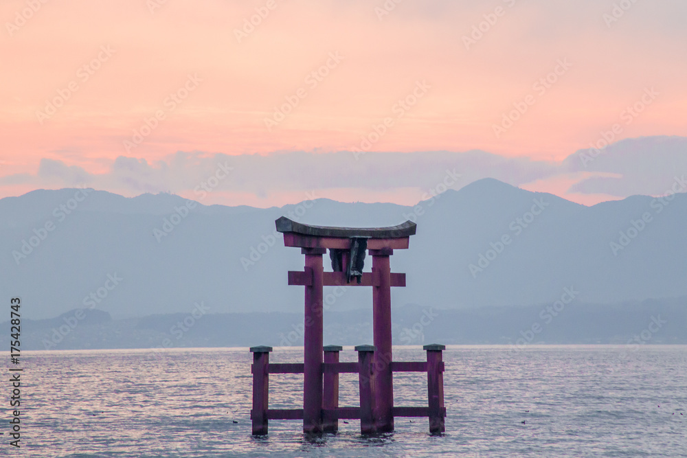 白鬚神社