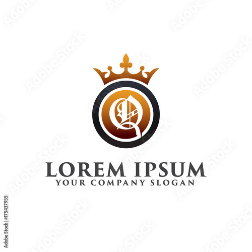 Luxury Letter q with crown Logo design concept template