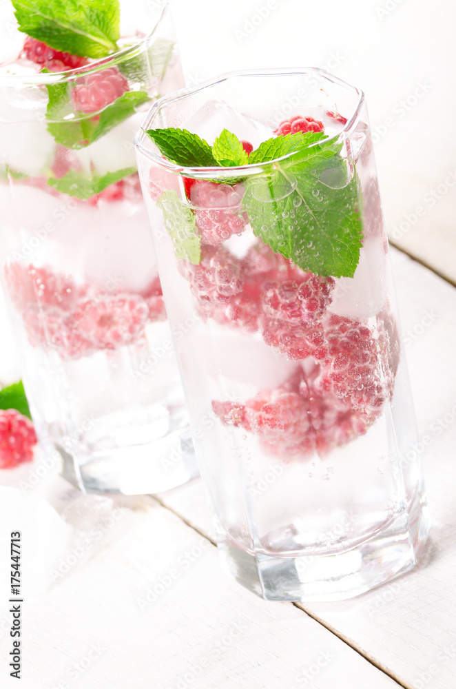 Raspberry Fruit Water with ice Raspberry Fruit Water with ice