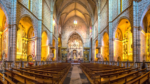 Cuadro en lienzo San Francisco Church in Evora