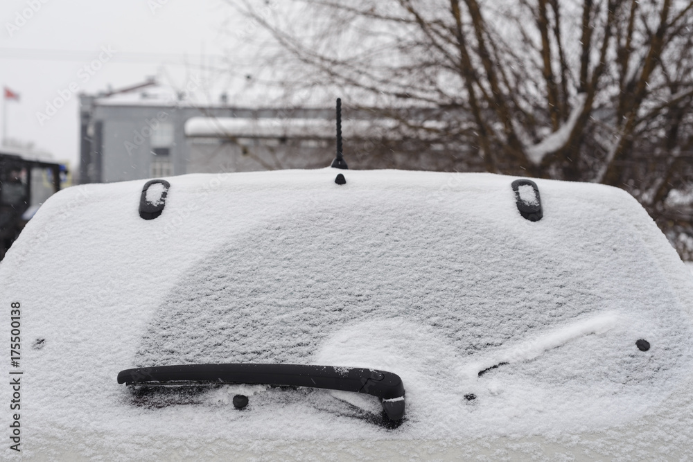 Φωτογραφία snowbound car