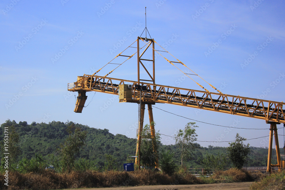 Yellow Jetty Conveyor Yellow Jetty Conveyor