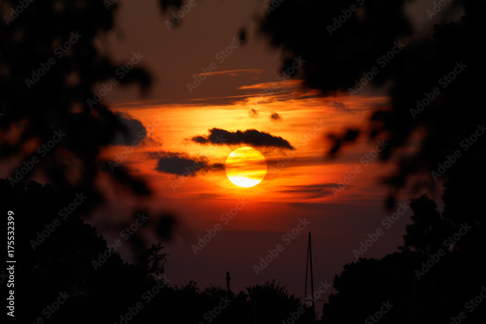Dramatic Sunset at Lake Hefner - obrazy, fototapety, plakaty 
