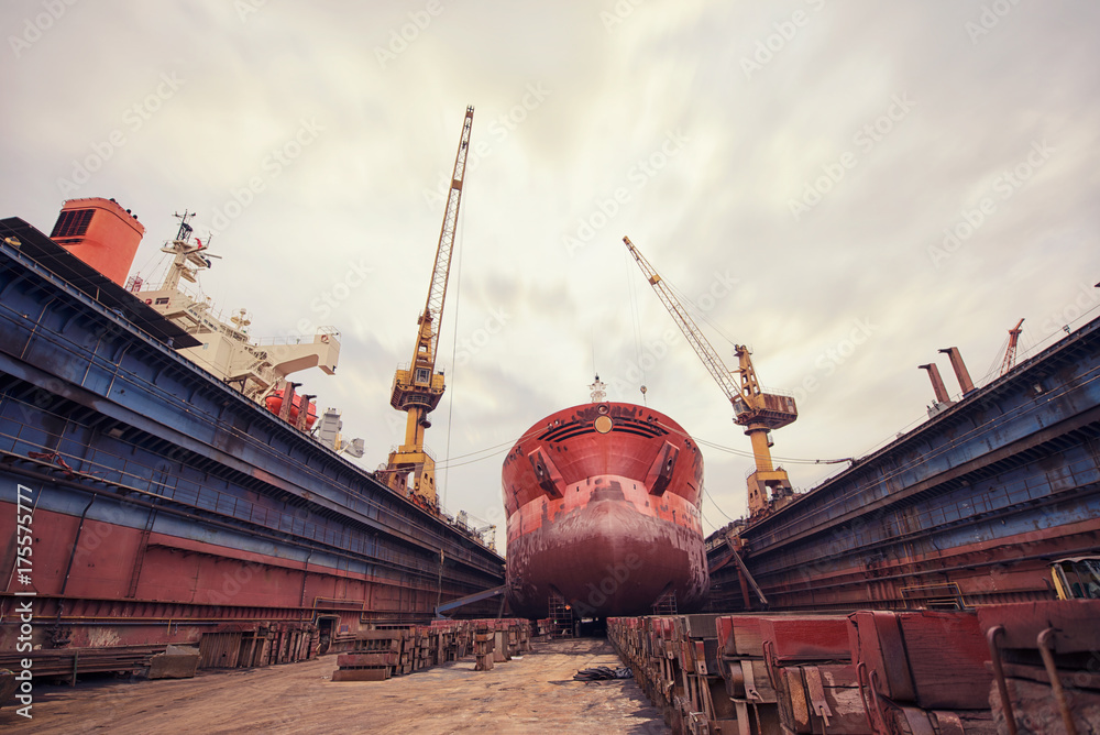 Fotografie Ship repair shop