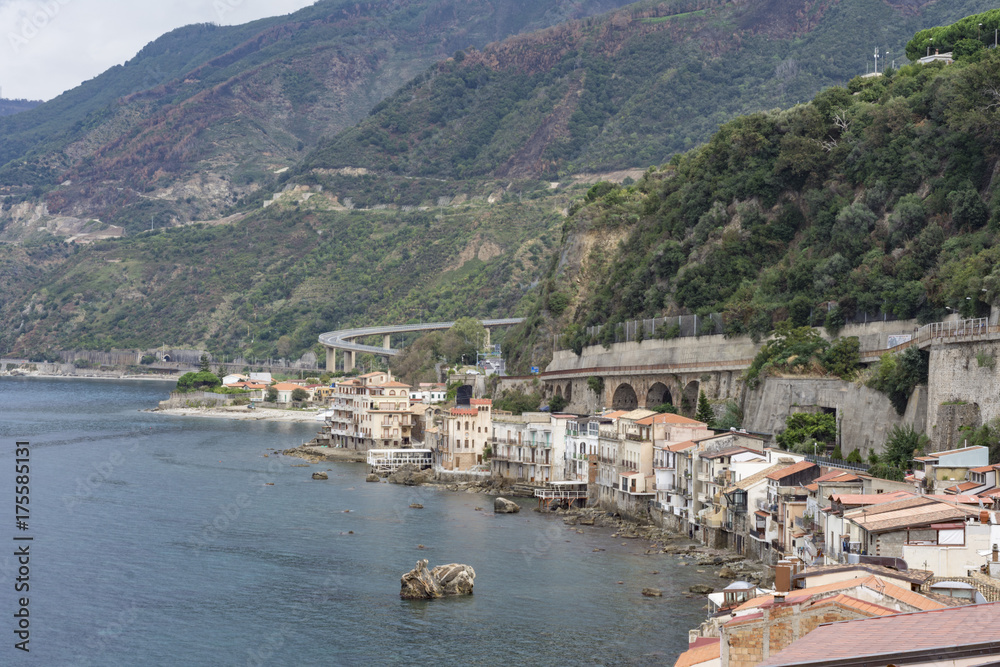 Veduta del borgo marinaro di Chianalea a Scilla, provincia di Reggio Calabria IT