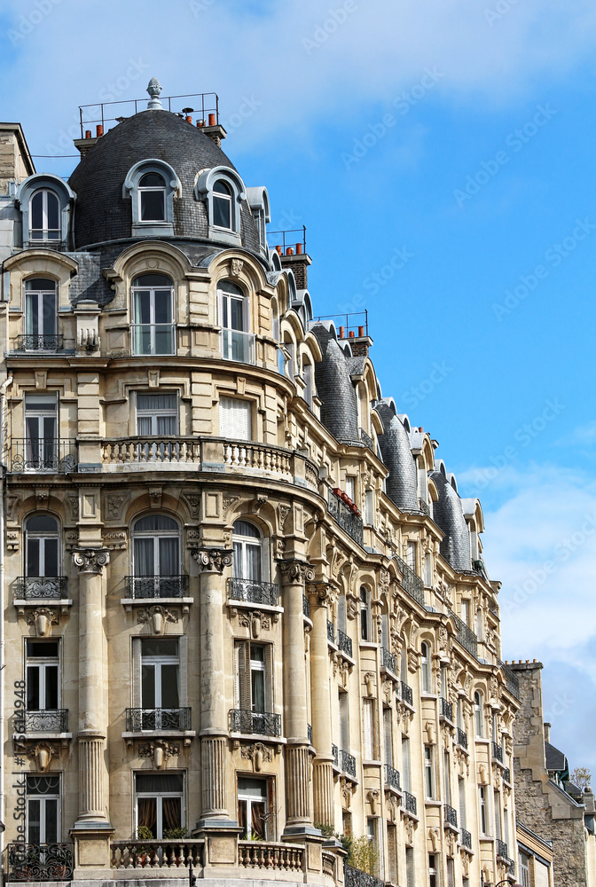 Real Estate - Paris - France