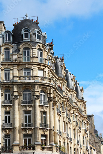 Real Estate - Paris - France © Jonathan Stutz