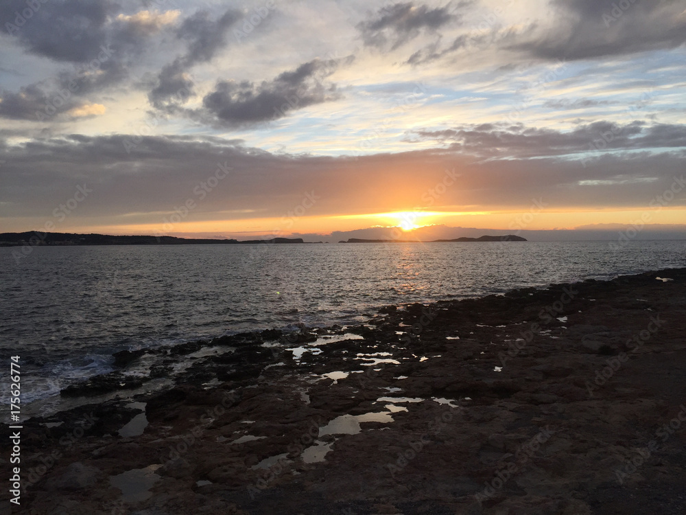 Ibiza  Balearen  Sonnenuntergang  Sunset