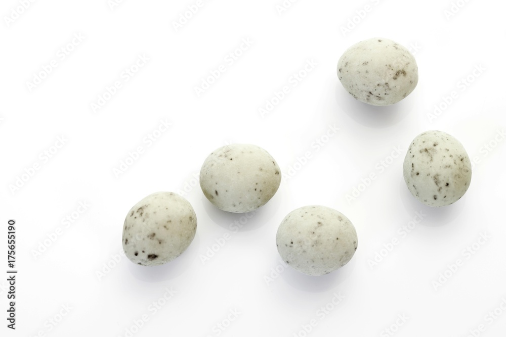Marzipan eggs