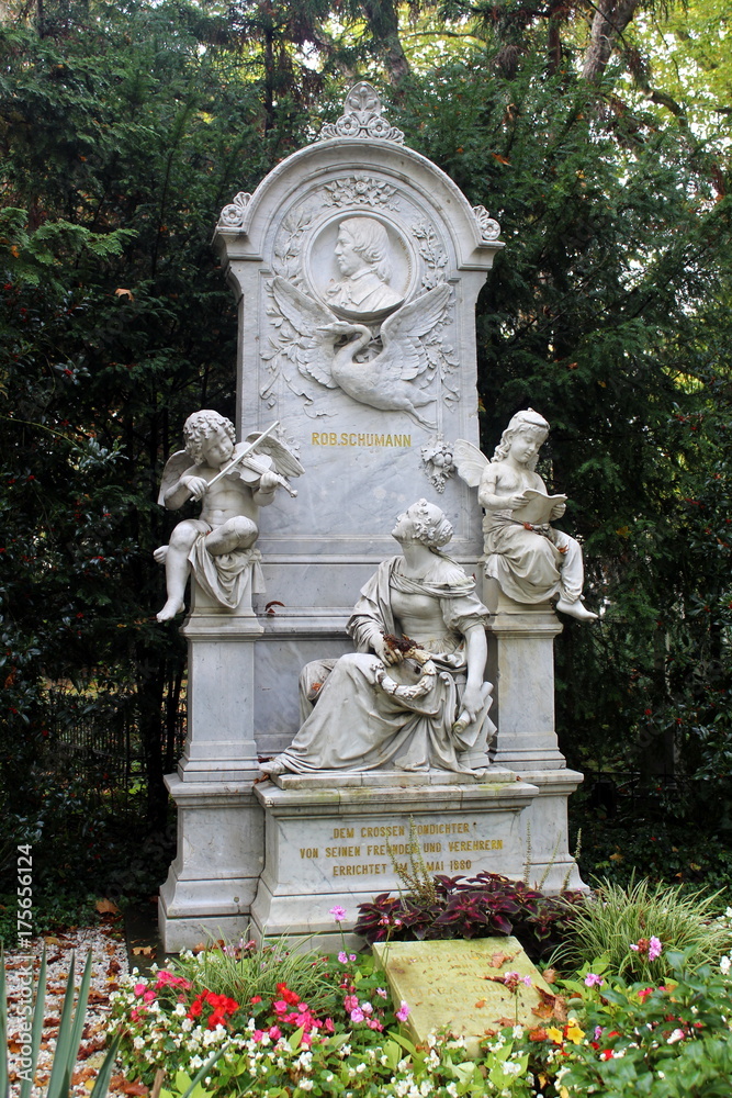 Grabmal für Robert Schumann auf dem Alten Friedhof in Bonn