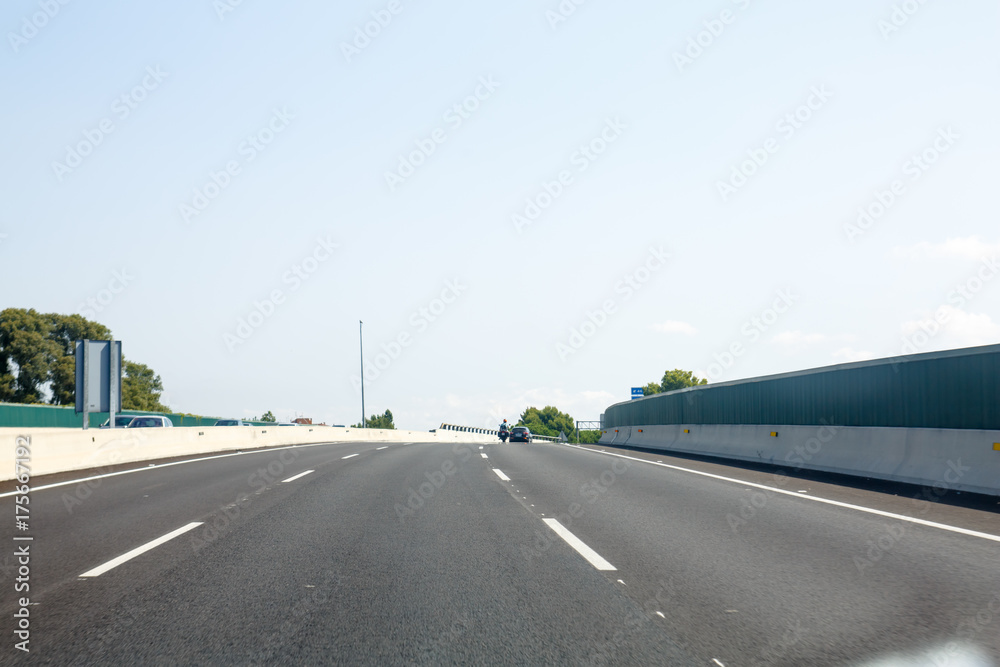 Empty freeway, you can travel at a speed of 120 km per hour. Empty freeway, you can travel at a speed of 120 km per hour.