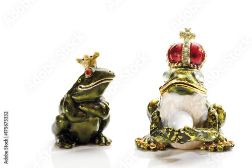 Frog prince figurines © imageBROKER