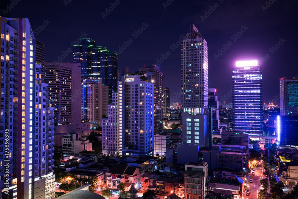 night cityscape view of metropolis