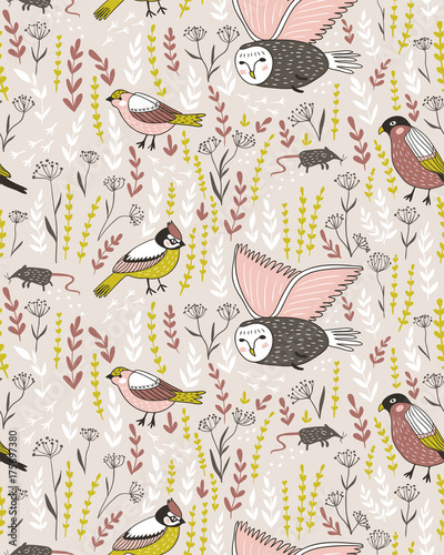 Vector seamless pattern with birs. Cute design for fabric  wrap paper or wallpaper.