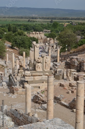 Greek and Roman archaeological site of Ephesus, Türkiye. Site archéologique d'Ephèse, Turquie